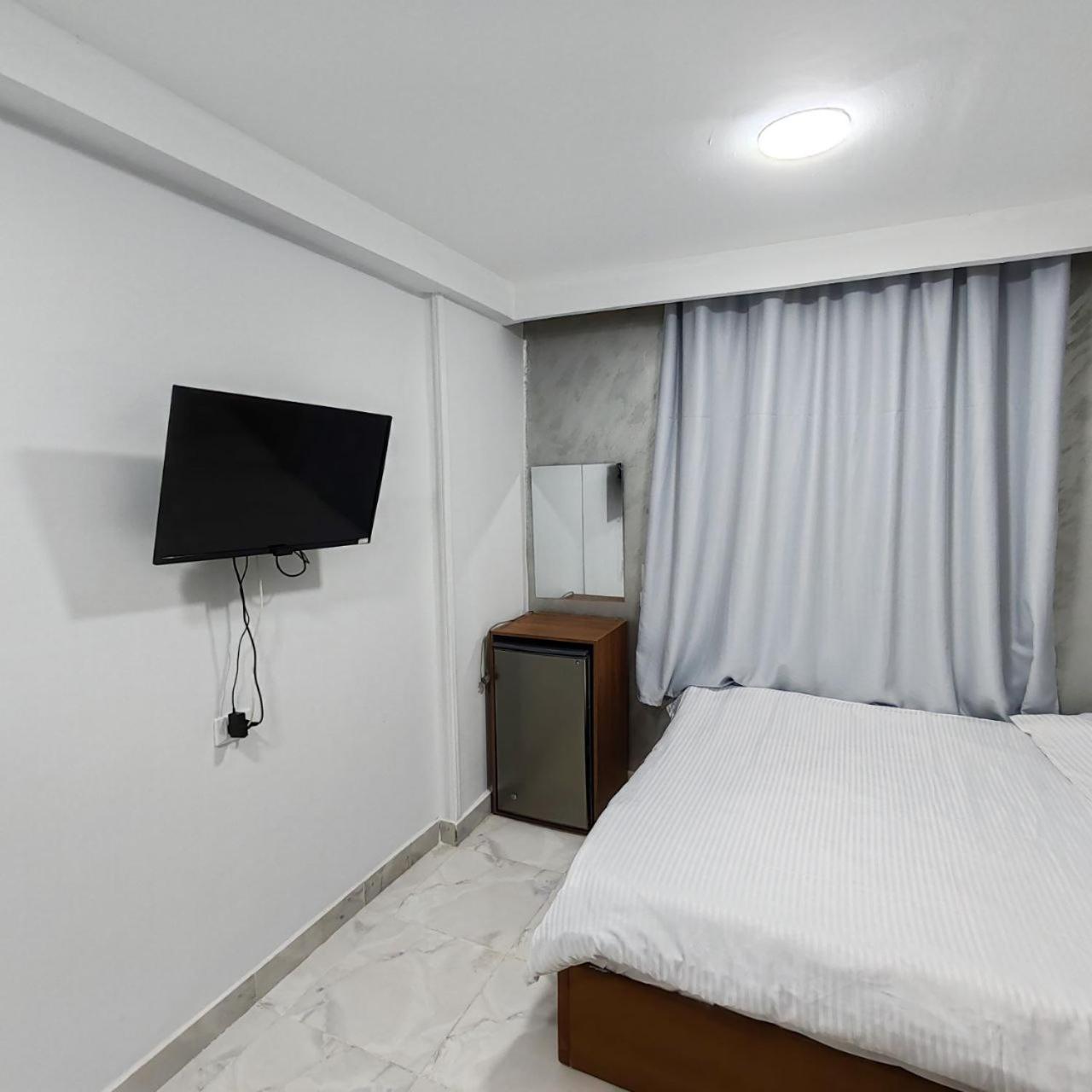 Del Cileo Great Hotel Кайро Екстериор снимка